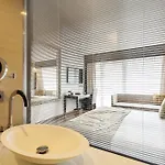 Quentin Am Kurfuerstendamm Hotel 4*