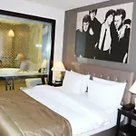 Quentin Am Kurfuerstendamm Hotel 4*