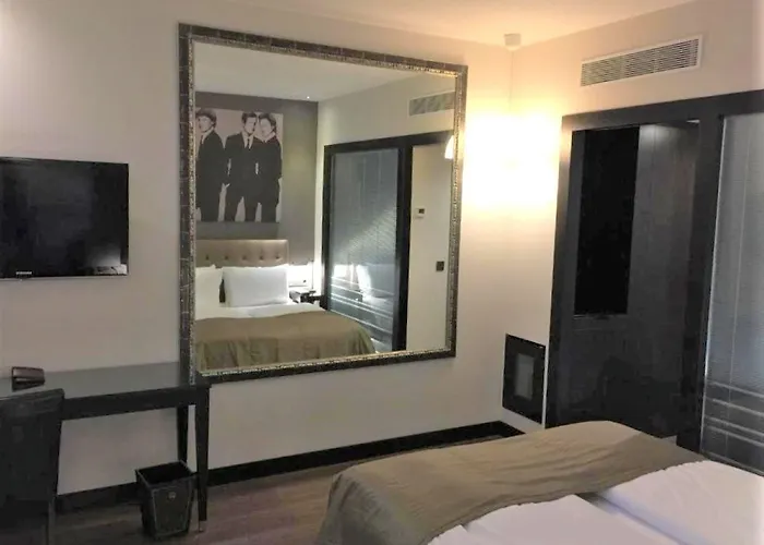 Quentin Am Kurfuerstendamm Hotel