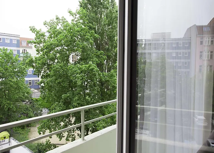 Quentin Am Kurfuerstendamm Otel 4*