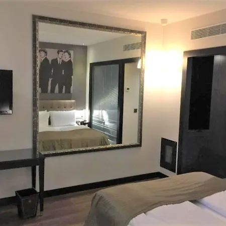 Quentin Am Kurfuerstendamm Hotel