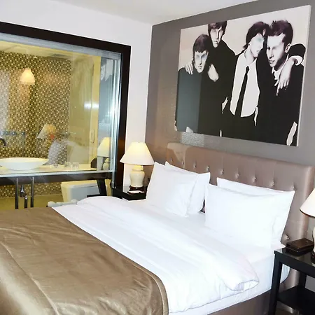 Quentin Am Kurfuerstendamm Hotel 4*